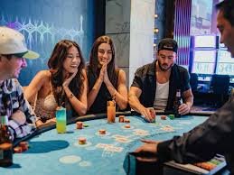 Ilustrasi keamanan data dan privasi pengguna selama bermain kasino online langsung